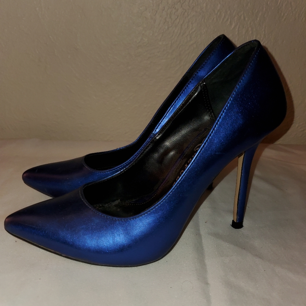 Rock & republic blue metalic Heels